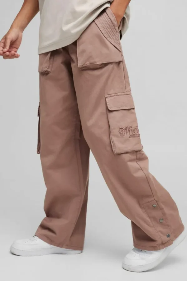 boohooMAN Elasticated Waist Baggy Brushed Twill Embroidery Cargo Trousers | Trousers | Cargo Trousers