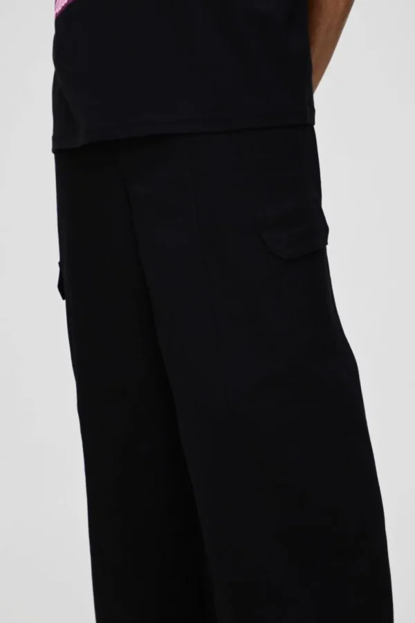 boohooMAN Elasticated Waist Baggy Seam Detail Cargo Trousers | Trousers | Cargo Trousers