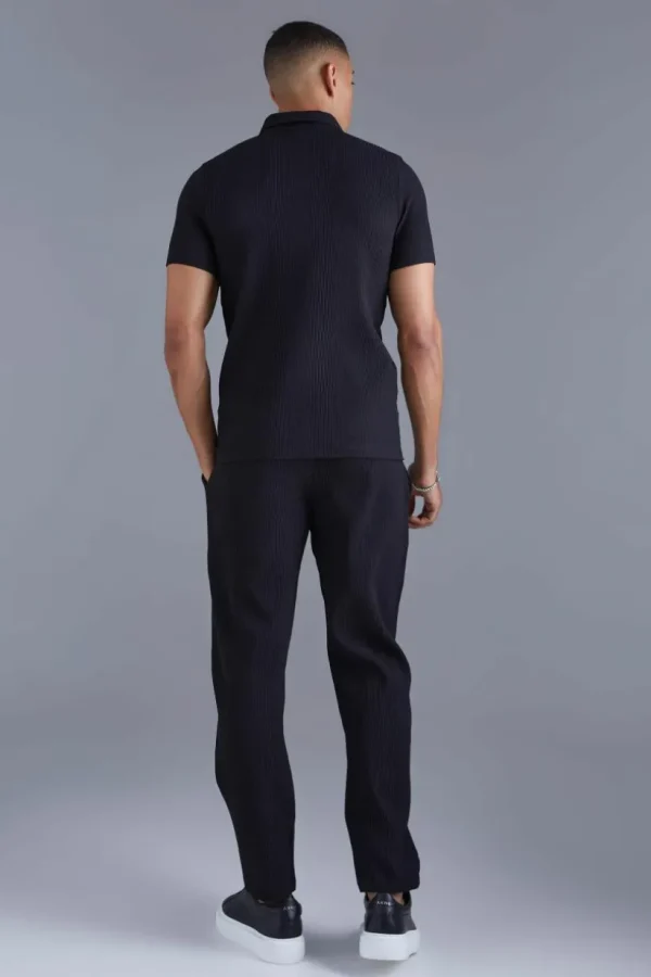 boohooMAN Elasticated Waist Tapered Fit Pleated Trouser | Going Out | Trousers