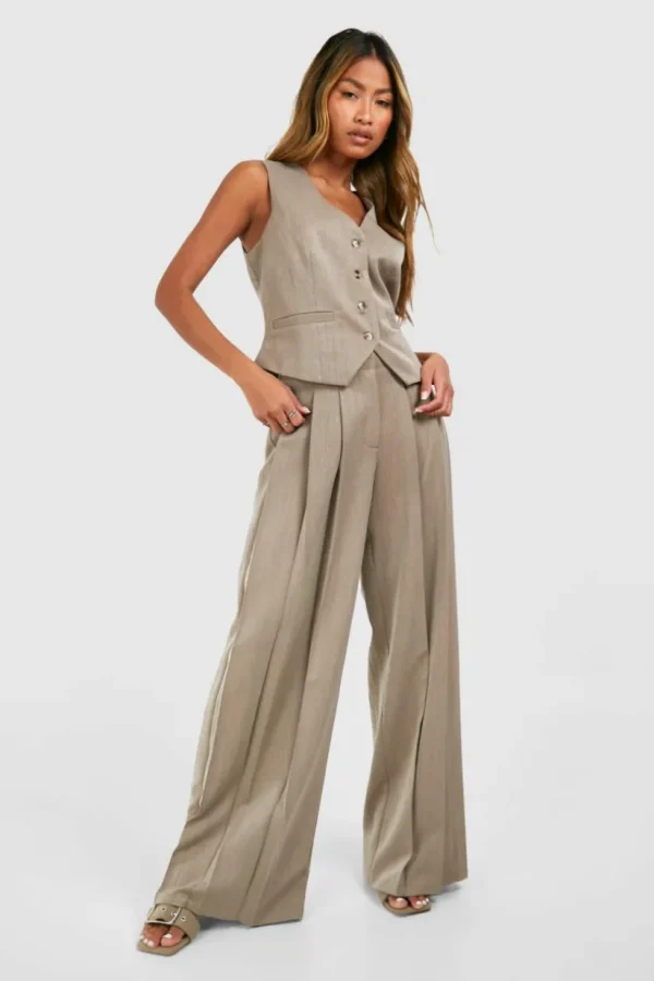 boohoo Extreme Pleat Wide Leg Trousers | Women Shirts | Foundation