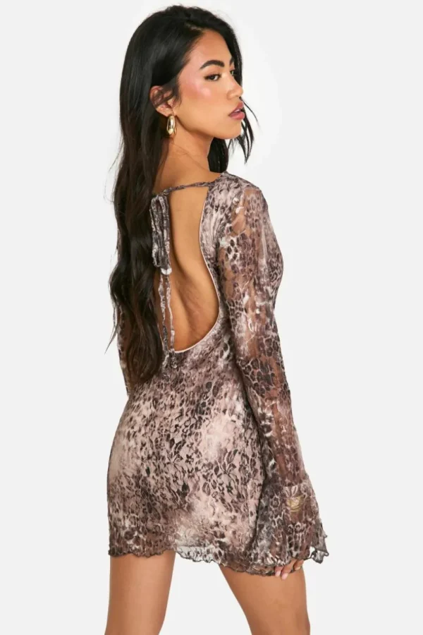 boohoo Lace Flare Sleeve Mini Dress | Women Shirts | Foundation