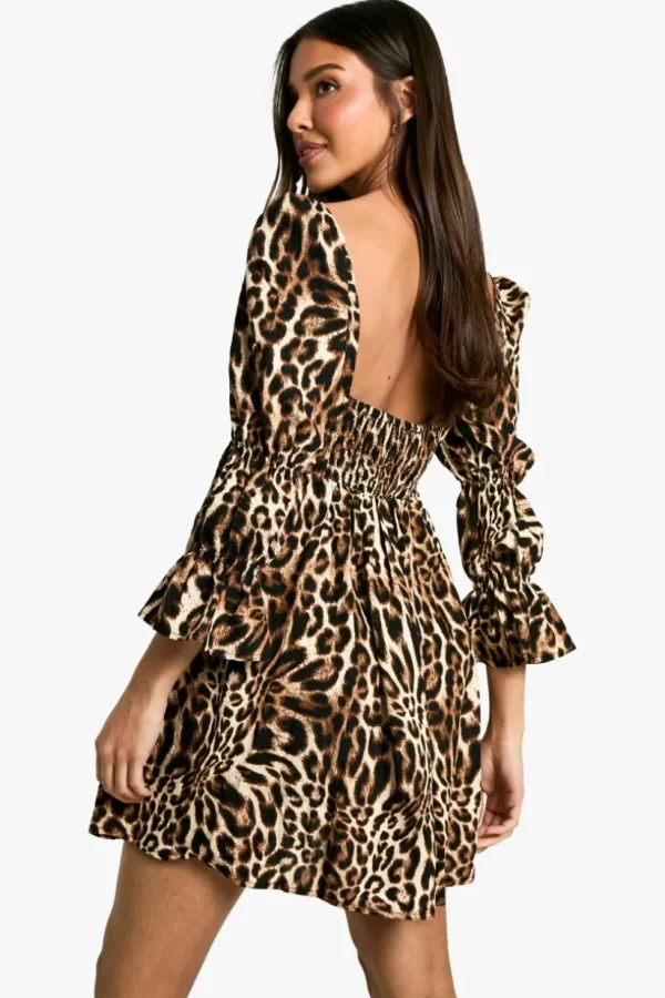 boohoo Leopard Gathered Puff Sleeve Smock Dress | Women Shirts | Foundation