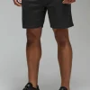 boohooMAN Man Active Zip Pockets Stretch 7inch Gym Short | Gym Shorts | Gym Clothes