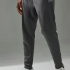 boohooMAN Man Active Fleece Back Performance Tapered Jogger | Gym Joggers | Gym Clothes