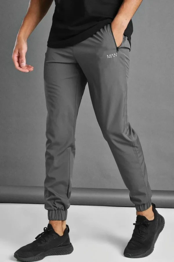 boohooMAN Man Active Gym Tapered Jogger | Gym Essentials | Gym Joggers