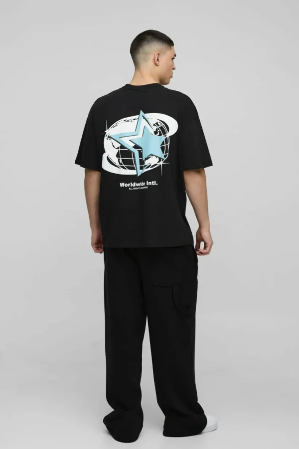 boohooMAN Oversized Official Globe Star Print T-Shirt | Hoodies & Sweats