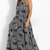 boohoo Petite Paisley Print Halter Maxi Dress | Women Shirts | Foundation