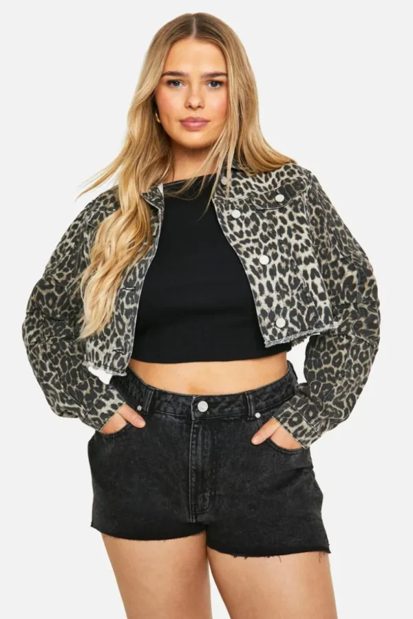 boohoo Plus Cropped Oversized Denim Jacket | Women Shirts | Foundation