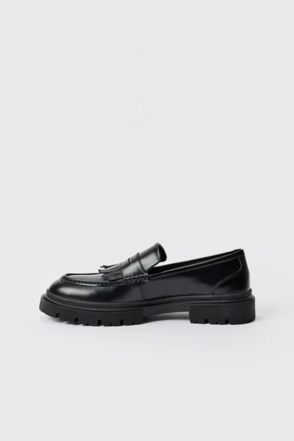 boohooMAN Pu Chunky Sole Tassel Loafer In | Smart Shoes | Smart Shoes