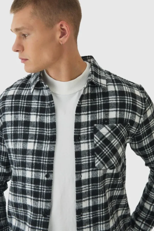 boohooMAN Regular Fit Flannel Check Long Sleeve Shirt | Shirts | Going Out Shirts