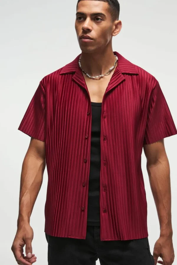 boohooMAN Regular Fit Revere Pleated Shirt | Shirts | Going Out Shirts