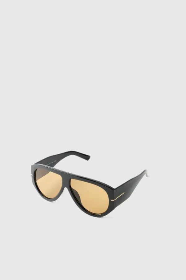 boohooMAN Retro Gold Detail Sunglasses in | Sunglasses