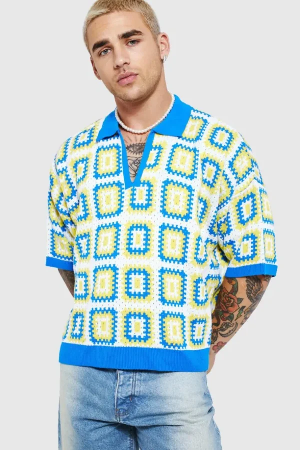 boohooMAN Short Sleeve Boxy Fit Revere Crochet Polo | Knitwear | Going Out Knitwear