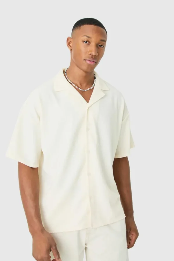 boohooMAN Short Sleeve Ribbed Boxy Shirt | Shirts | Going Out Shirts