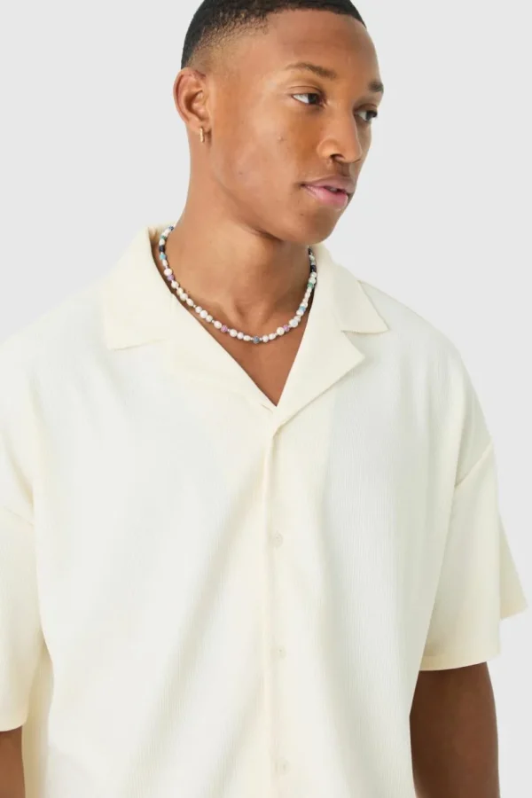 boohooMAN Short Sleeve Ribbed Boxy Shirt | Shirts | Going Out Shirts