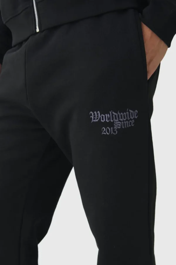 boohooMAN Smart Split Hem Embroidered Super Heavyweight Loopback Joggers | Joggers