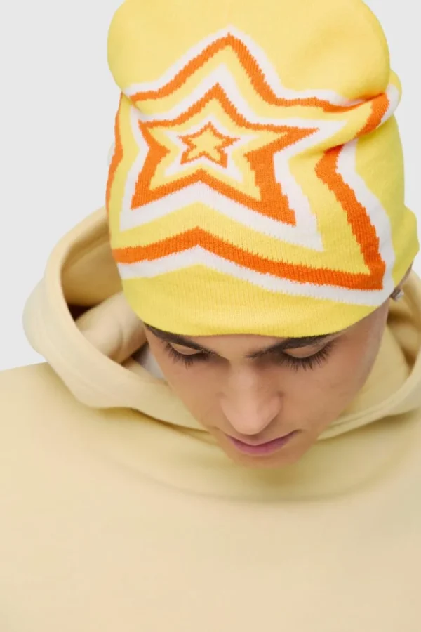 boohooMAN Star Graphic Beanie in | Hats & Caps