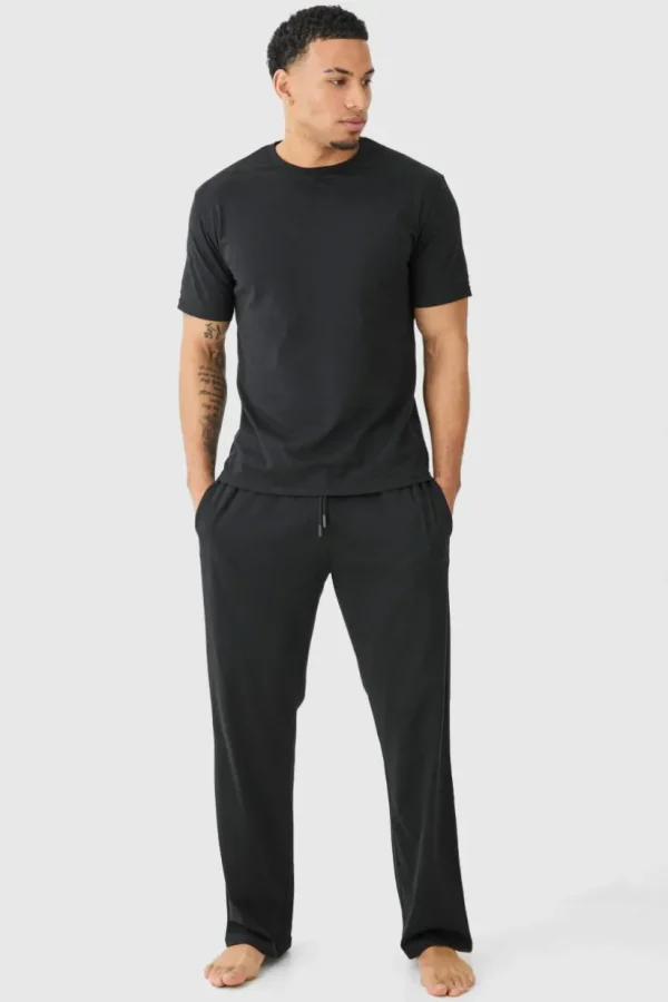 boohooMAN T-shirt & Trouser Lounge Set | Loungewear